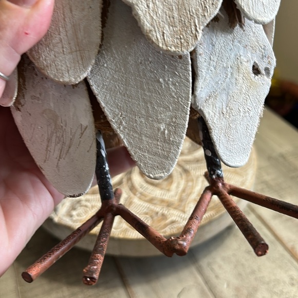 UNIQUE DRIFTWOOD GALVANIZED MEDAL, AMBER EYE  OWL, HOME DECOR - Picture 4 of 8